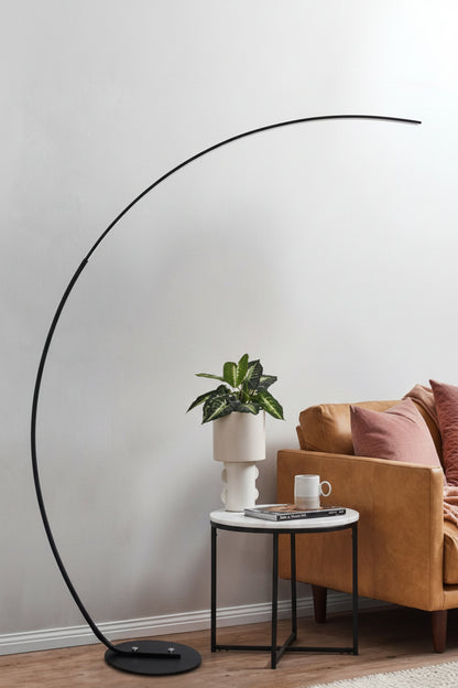 GlowCurve™ RGBW Modern Floor Lamp – Smart LED Ambient Lighting