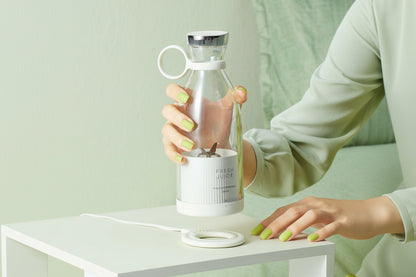 BlendGo™ Portable USB Juicer Blender – Rechargeable Smoothie Maker