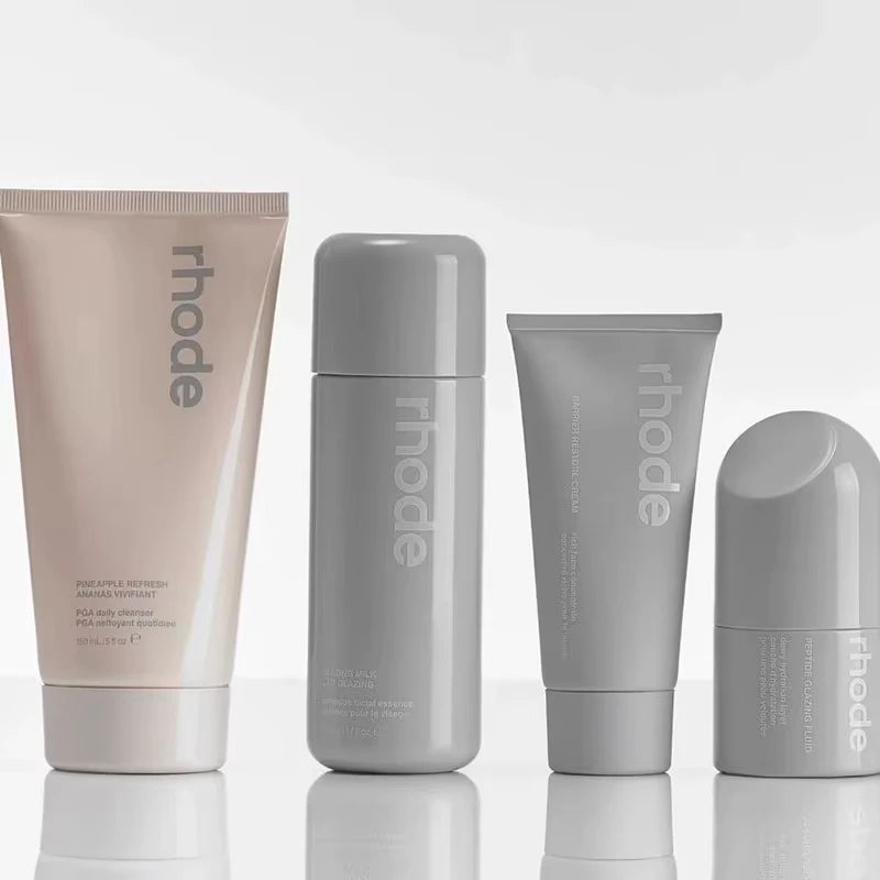 Rhode Skin Limited Edition – Lip Gloss, Face Mist, Peptide Fluid, Barrier Butter & Cleanser | Alege Varianta Ta