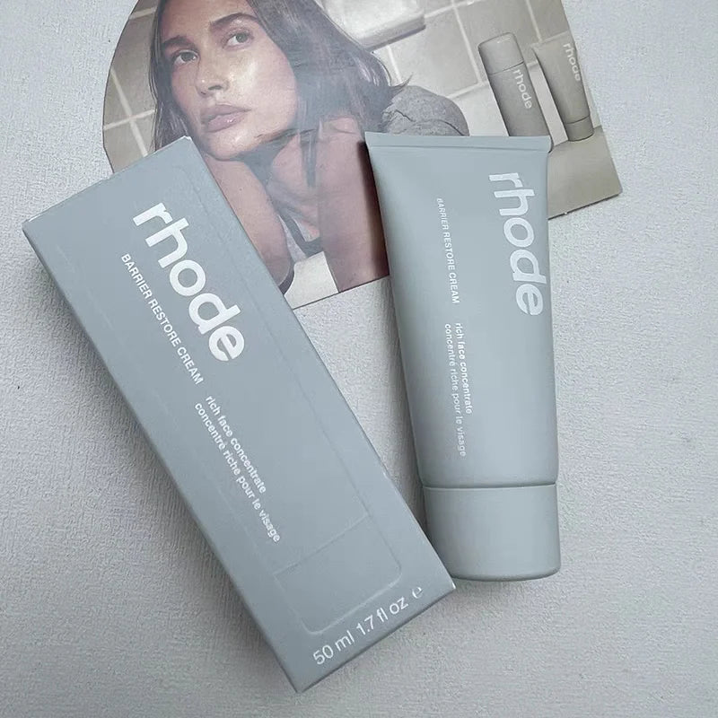 💄 Jelly Bean Korean Lip Gloss – Hydrating Shiny Lip Tint with Long-Lasting Color