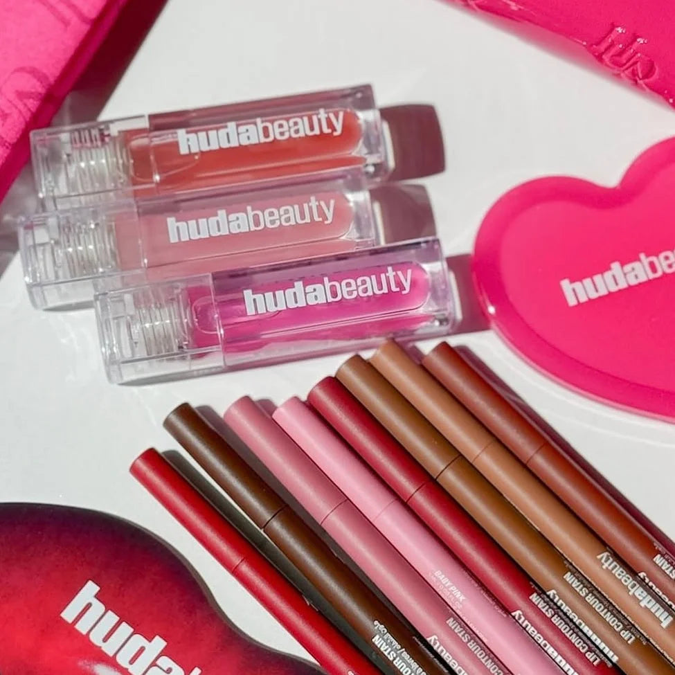 Huda Beauty Lip Gloss Multicolor cu Glitter & Ulei