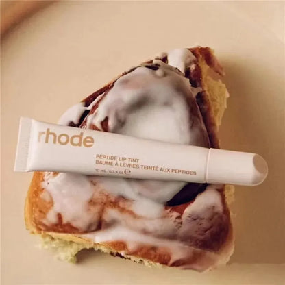 Rhode Skin Lip Gloss Hidratant – Buze Moi, Netede & Strălucitoare | Efect Blush Natural