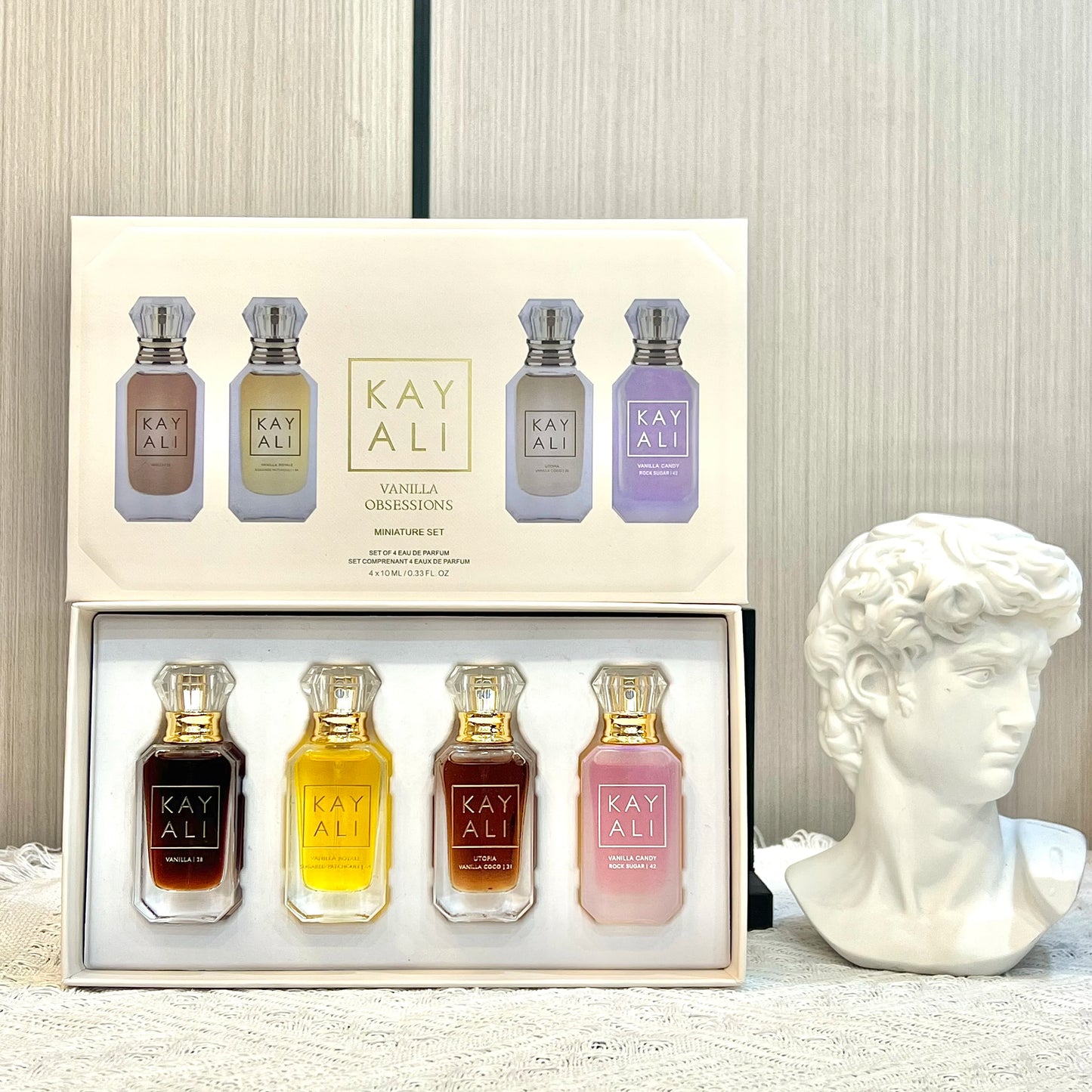 KAYALI Set Cadou 4×10ml – Oudgasm Oud & Vanilla | 2 Seturi de Ales