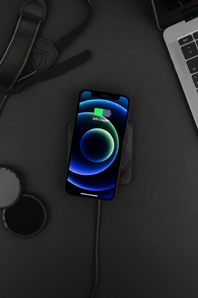 Handcrafted Wooden Wireless Charger – Eco-Friendly Qi Charging Pad